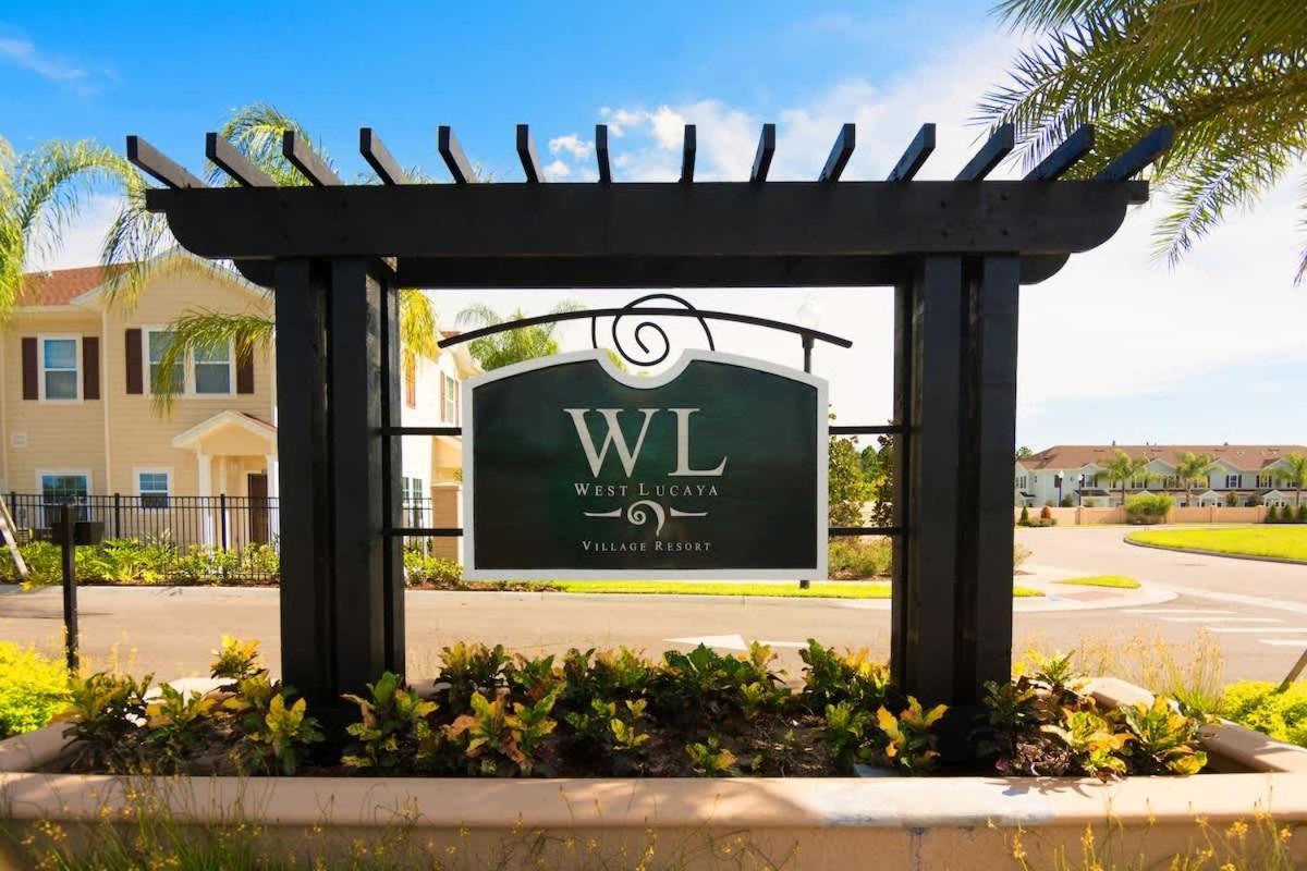 4Br Community Pool Across The Street Wl8989 Villa Kissimmee Exterior photo